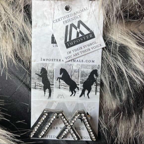 SAFARI BY IMPOSTER Faux Snow Leopard Bolero/Cropped Jacket - Picture 7 of 10